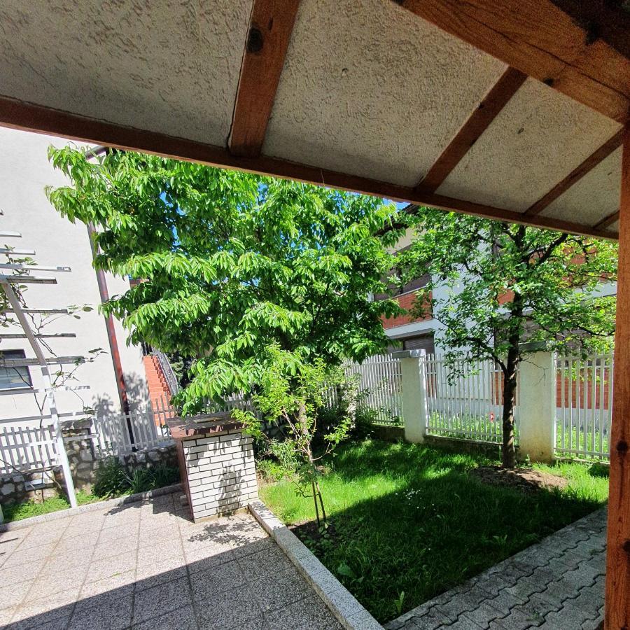 Apartments Arna Visoko Kültér fotó