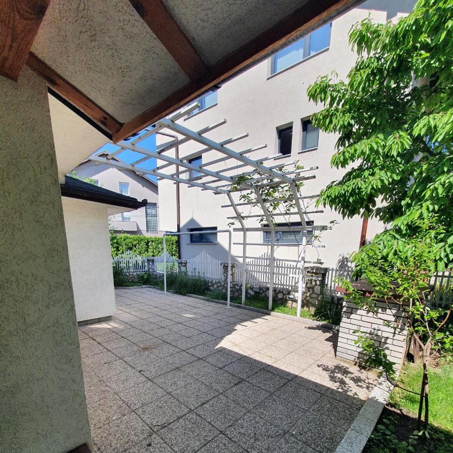Apartments Arna Visoko Kültér fotó